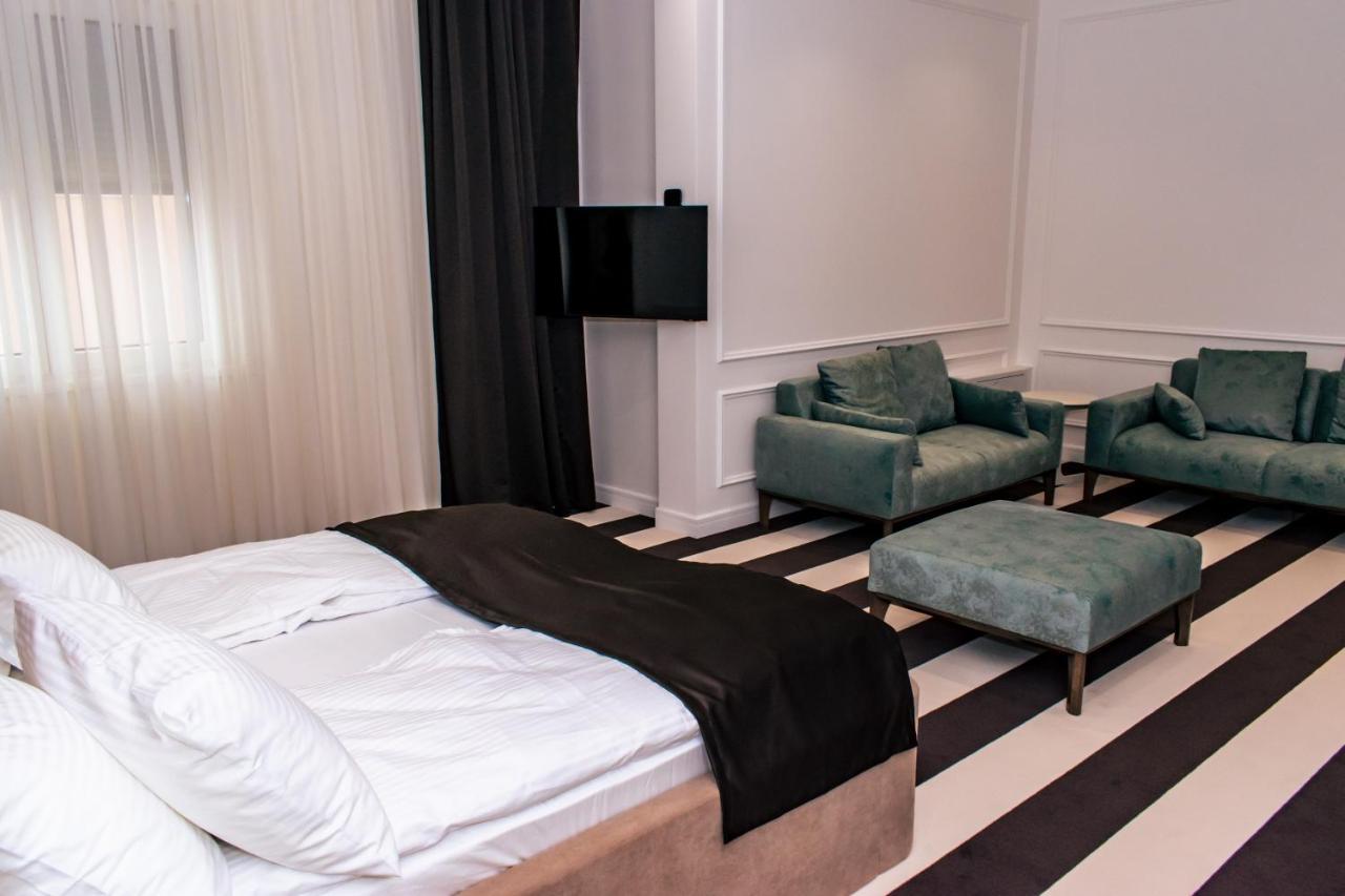 Hotel Balkan Bijeljina Buitenkant foto